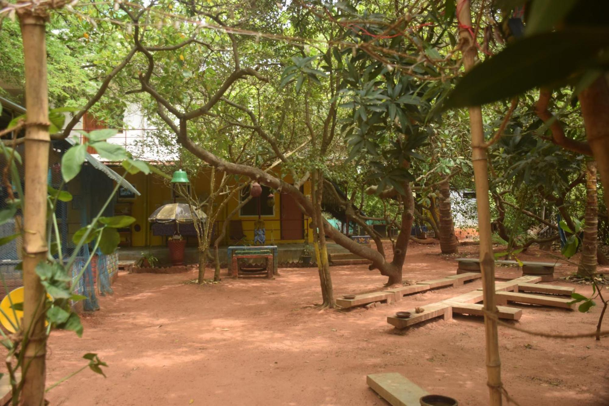 מלון אורוויל Travellers Crib מראה חיצוני תמונה